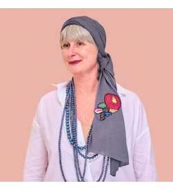 Turban gris fleur brodé