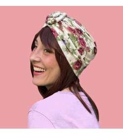 Bonnet de nuit fleuri blanc cassé